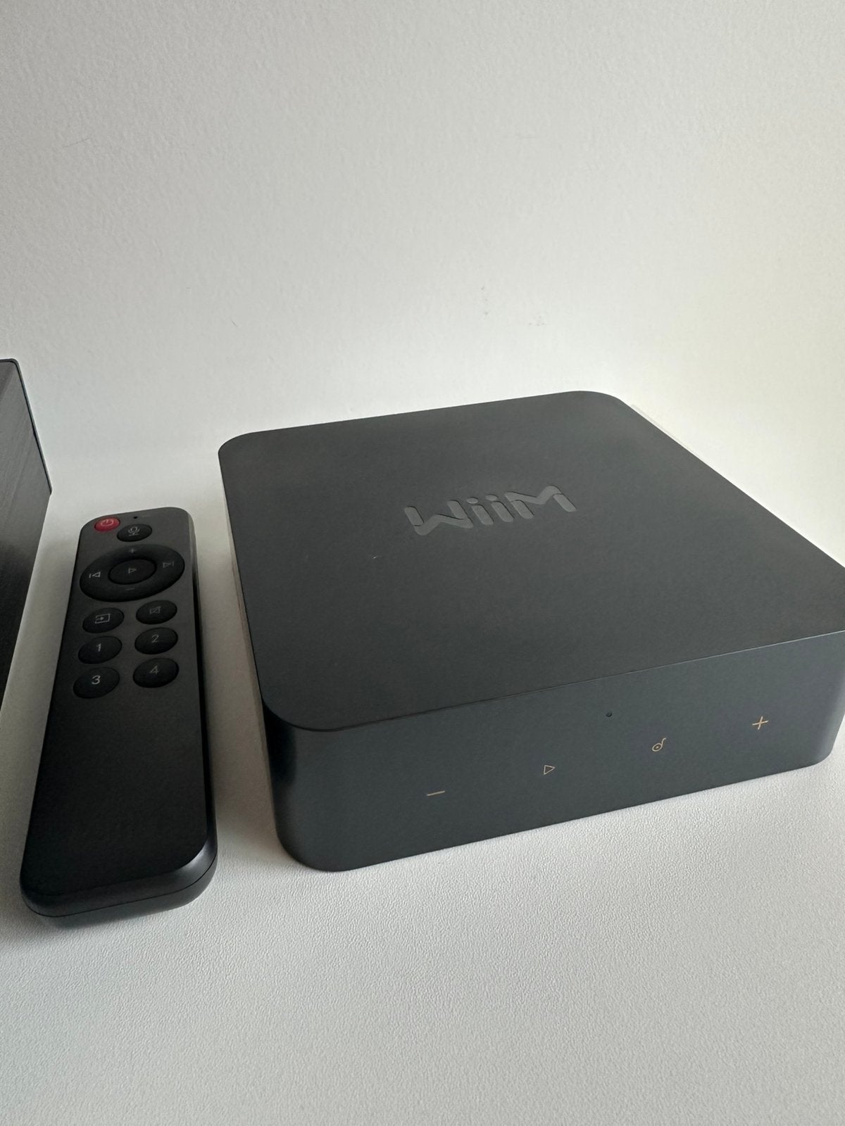 WiiM Pro + WiiM remote + linear power supply, Ophalen of Verzenden, Zo goed als nieuw