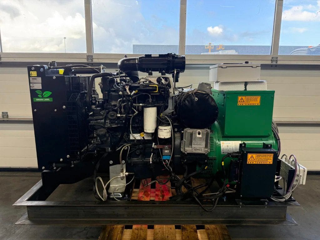 FPT Iveco F34 TEVP04.00 40 kVA generatorset Marine Stage 5 S, Ophalen of Verzenden