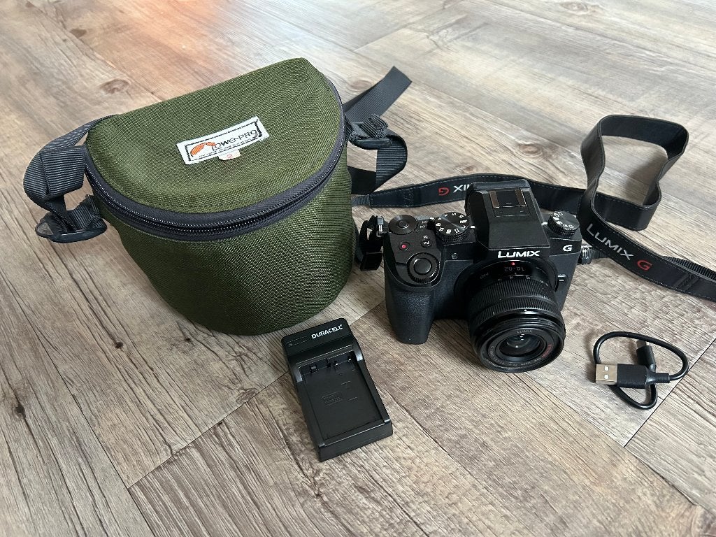 Nooit gebruikt: Panasonic Lumix DMC-G7 14 - 42 mm lens, Panasonic, Nieuw, Ophalen of Verzenden, 4 t/m 7 keer