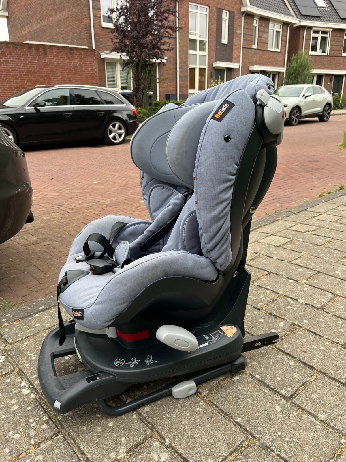 BeSafe auto seat, 9-18 kg, extra safety and comfort, Kinderen en Baby's, Autostoeltjes, Autogordel, 9 t/m 18 kg, Zo goed als nieuw