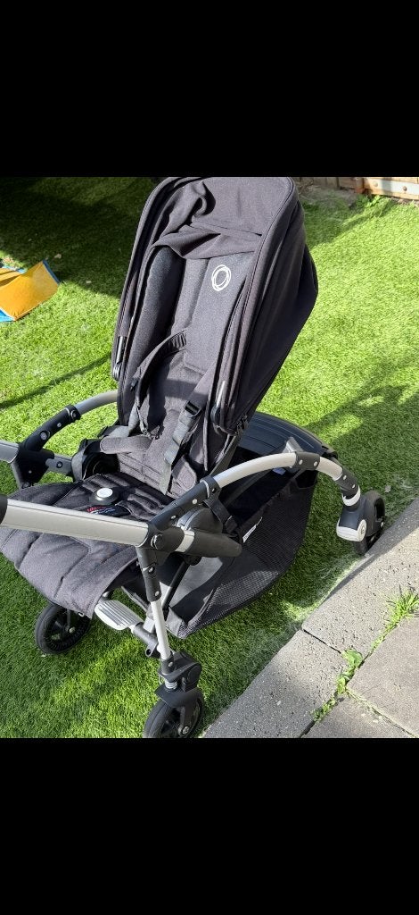 Bugaboo bee kleur zwart, Bugaboo, Zo goed als nieuw, Met reiswieg, Ophalen