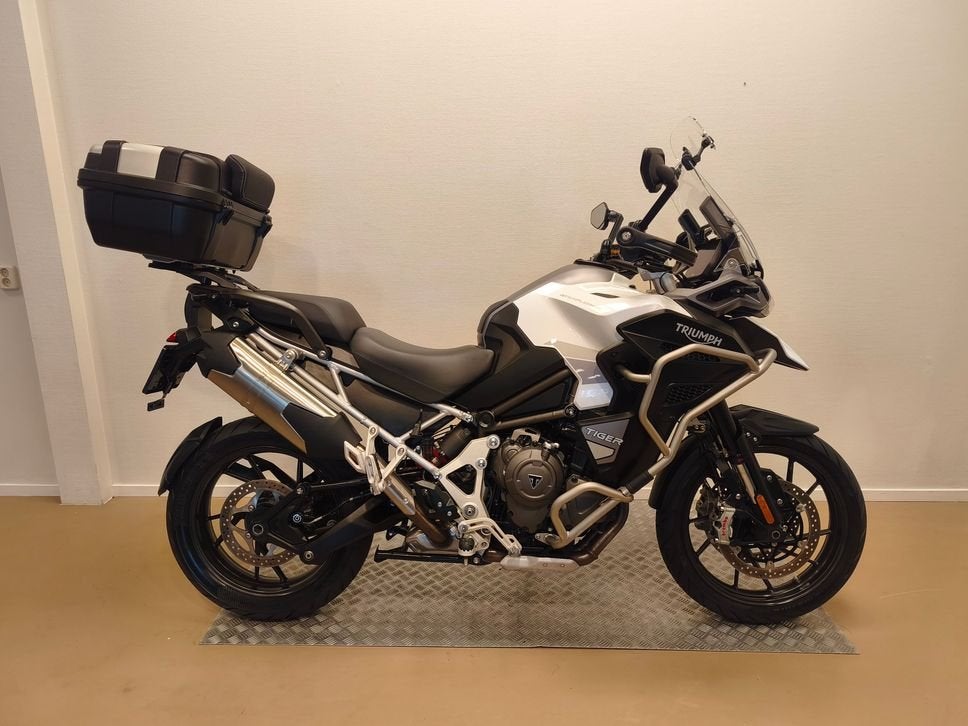 TRIUMPH TIGER 1200 GT EXPLORER (bj 2022) 15.868 km, 1215 cc, Bedrijf, Meer dan 35 kW, Overig