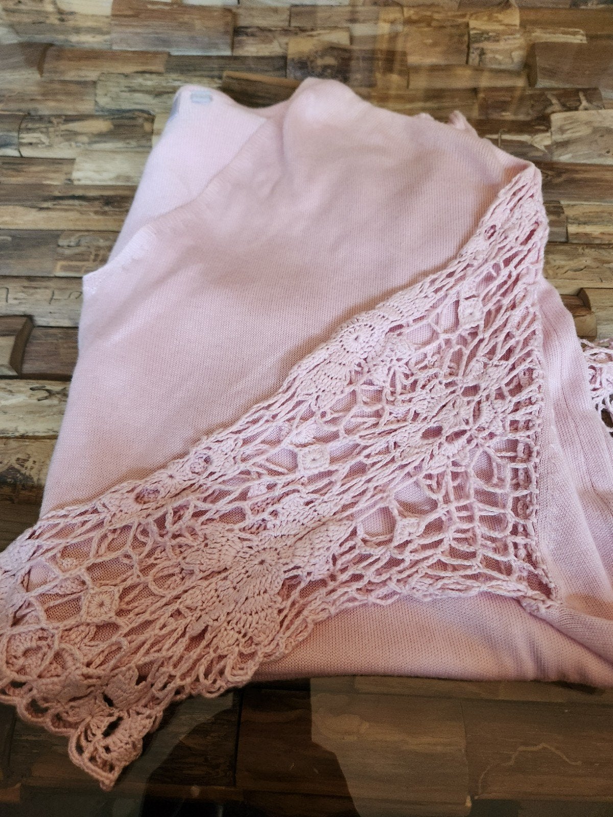 Roze 3XL trui met gehaakte mouwen - Modern Soul, Maat 46/48 (XL) of groter, Ophalen of Verzenden, Roze, Gedragen
