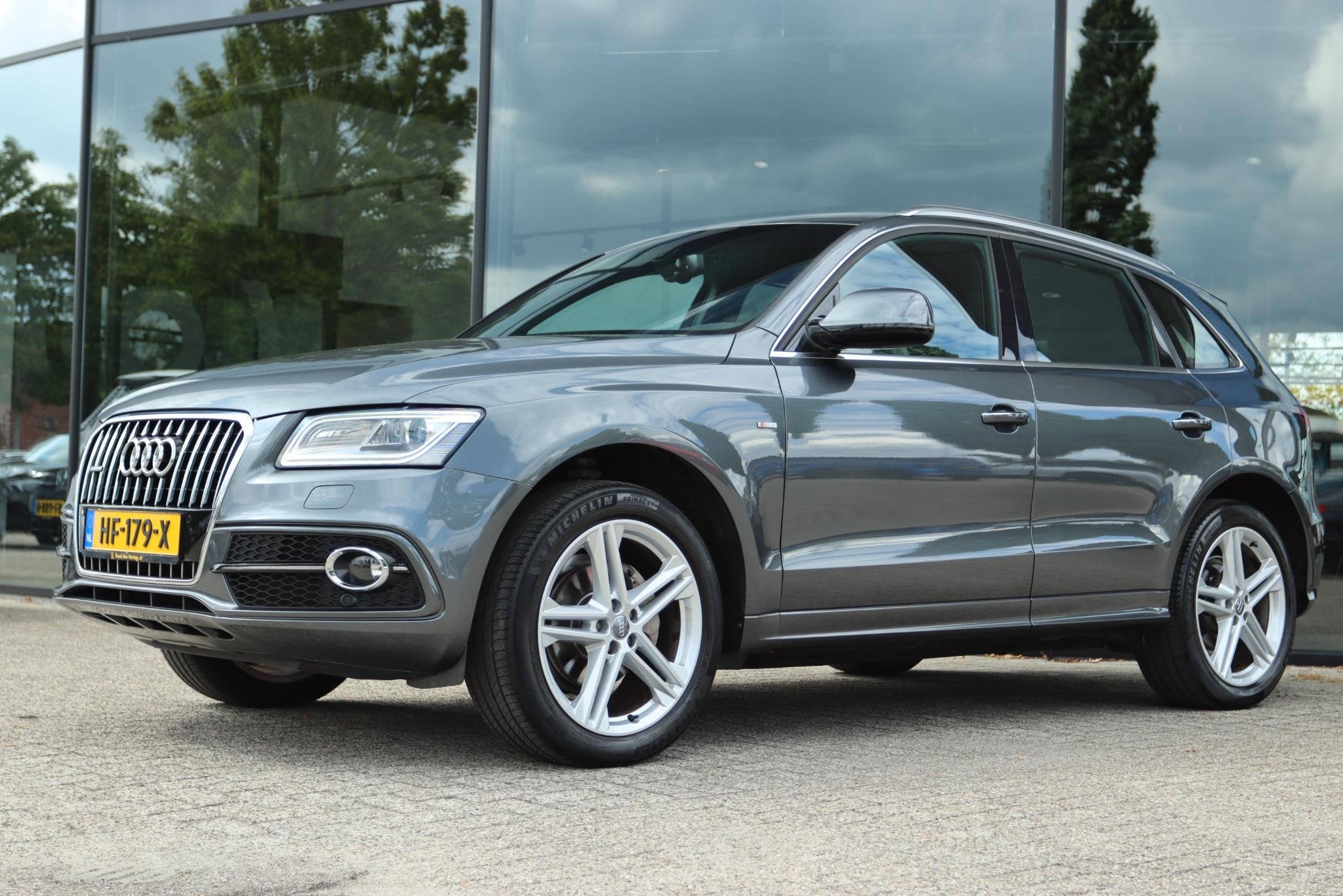 AUDI Q5 2.0 TFSI QUATTRO SPORT ED. S-LINE | CARPLAY | XENON, 4 cilinders, Leder en Stof, Bedrijf, Vierwielaandrijving