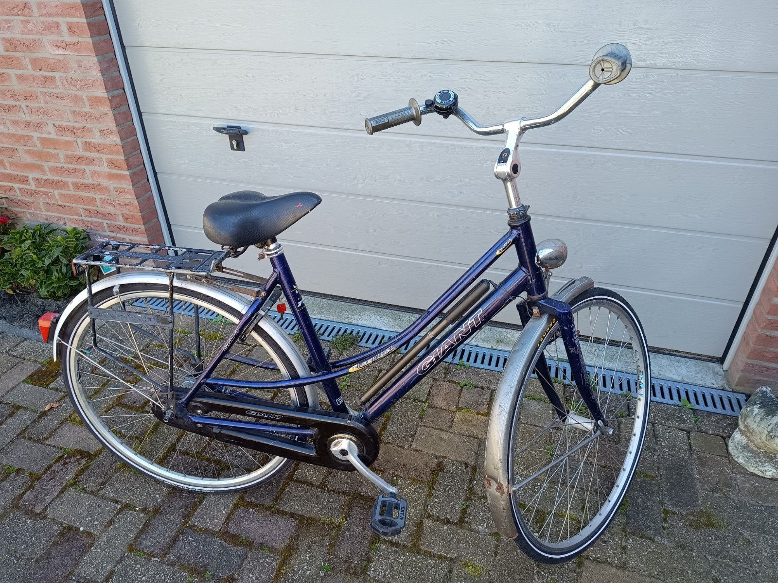 Simpele stationsfiets 54cm, Fietsen en Brommers, Ophalen, Terugtraprem, Versnellingen, Giant