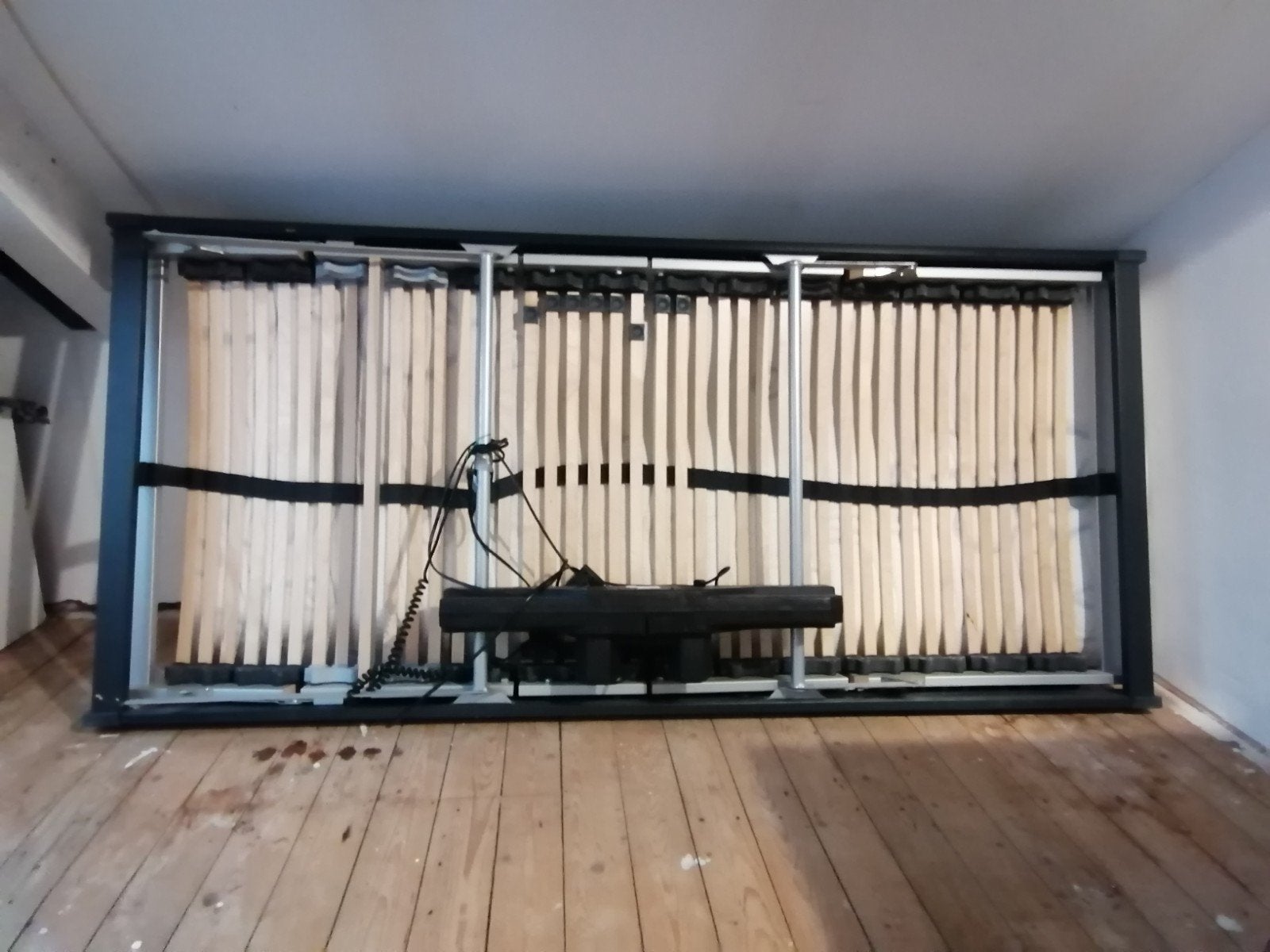 2 x Bossflex 640 EL Lattenbodem 90x200 cm Verstelbaar, Ophalen, Verstelbaar, 90 cm, Eenpersoons