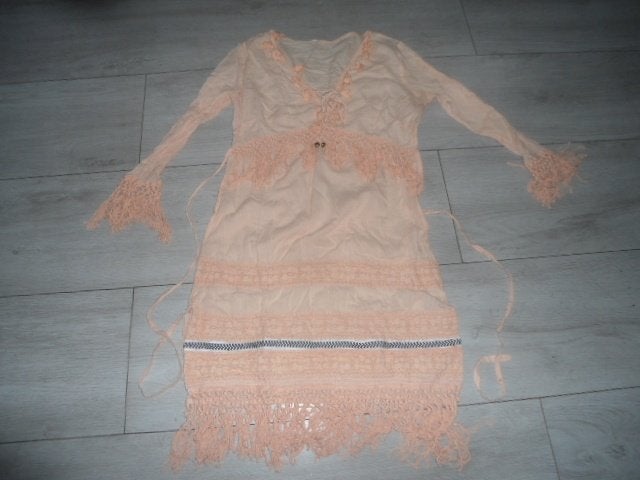 Isla Ibiza; Opvallend leuk zomer-jurkje met veel details; M, Kleding | Dames, Jurken, Maat 38/40 (M), Overige kleuren, Ophalen of Verzenden