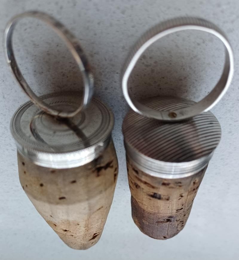 2 Antieke zilveren karaf-flesstoppers, Antiek en Kunst, Antiek | Goud en Zilver, Ophalen of Verzenden, Zilver