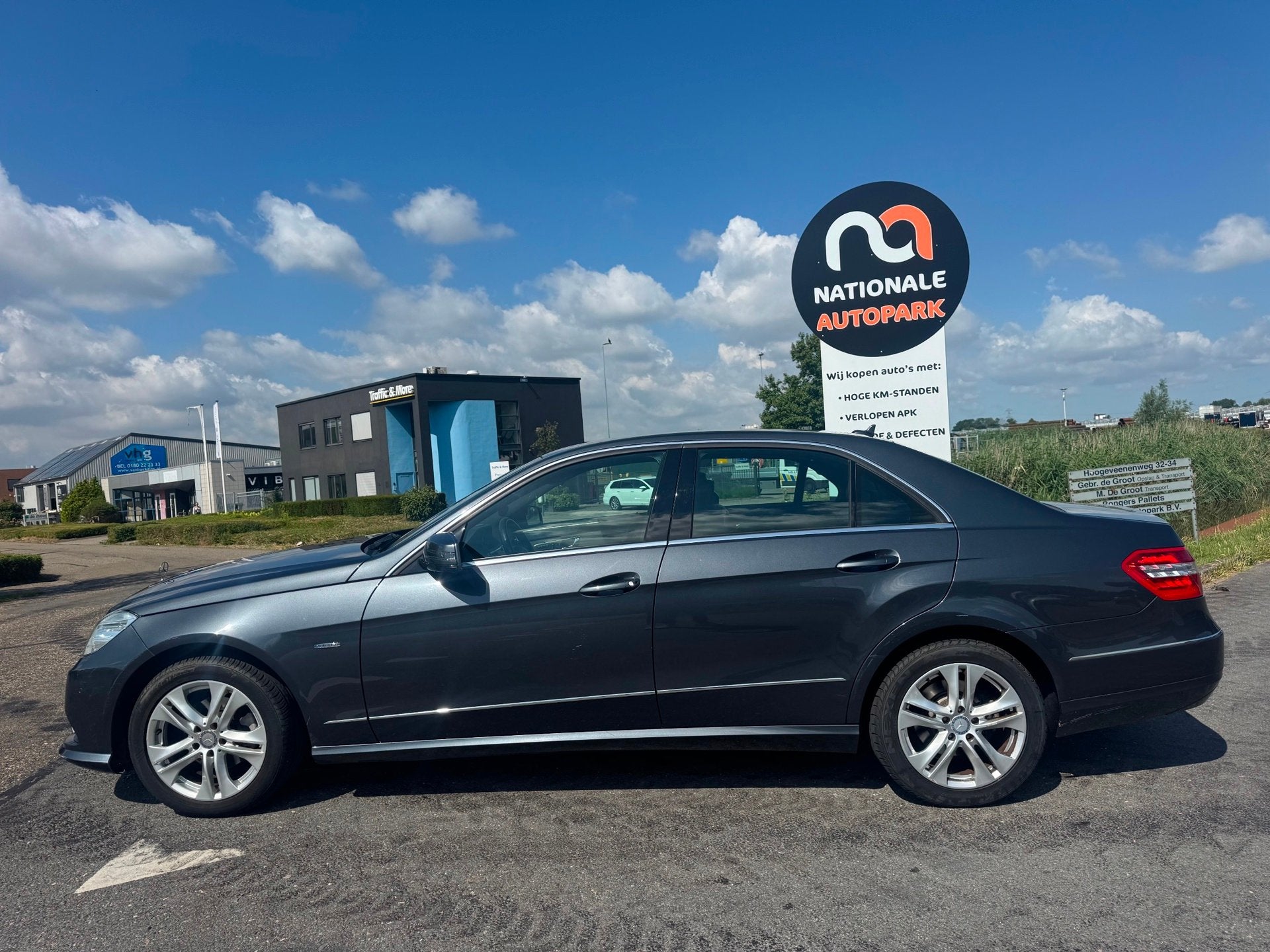 Mercedes-Benz E-klasse 2010 * 220 CDI Avantgarde * SEDAN * A, Auto's, Mercedes-Benz, Automaat, Euro 5, Achterwielaandrijving, Gebruikt
