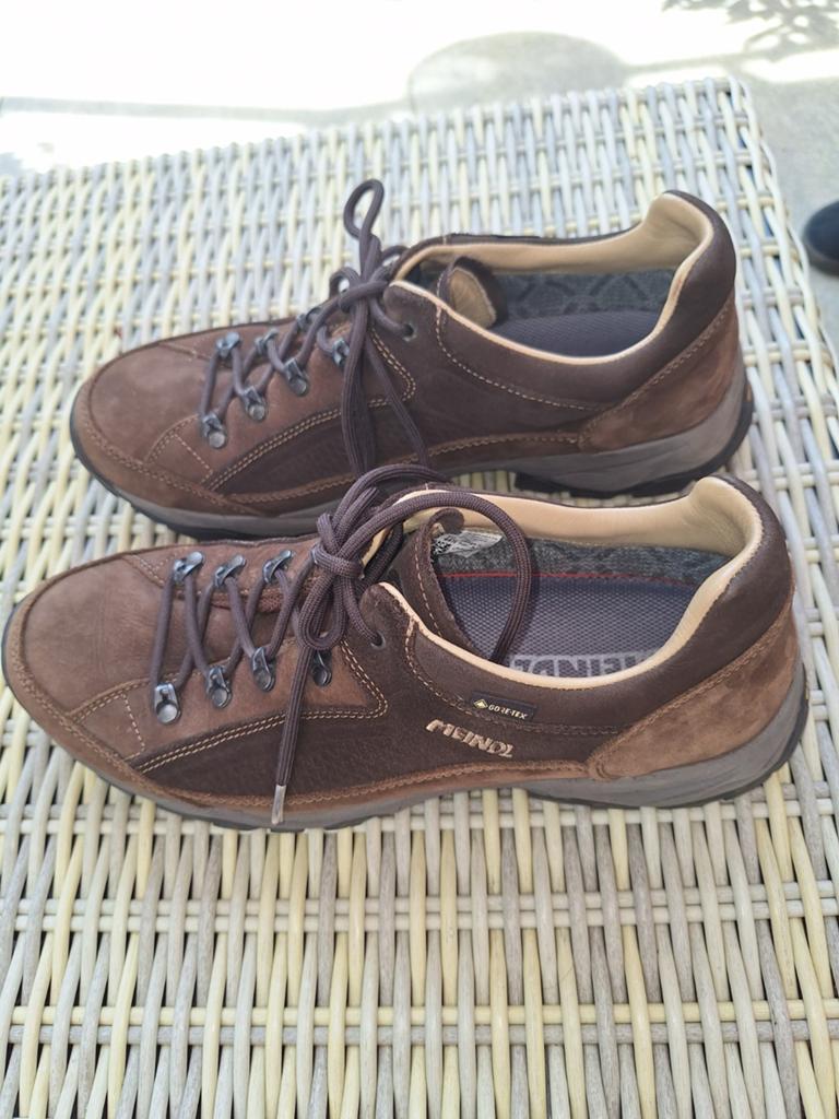 Meindl heren wandelschoenen maat 44,5, Kleding | Heren, Schoenen, Bruin, Ophalen of Verzenden, Zo goed als nieuw, Wandelschoenen of Bergschoenen