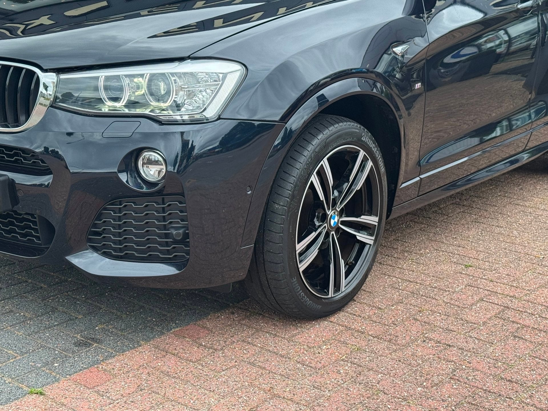 BMW X3 XDrive20i High Executive AUT|NAV|PANO|Leder|Headup!, Auto's, Automaat, Gebruikt, Euro 6, 4 cilinders