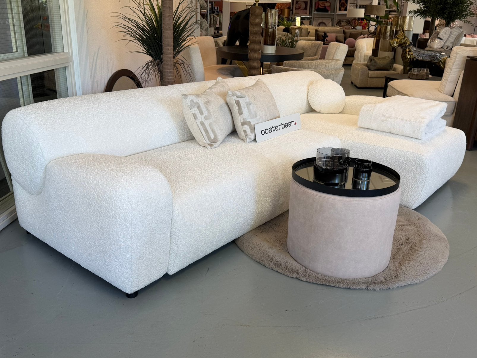 Luxe Velvet Teddy Loungebank Wally 285x170cm NIEUW - Japandi, 250 tot 300 cm, Venus 31 8448CE Heerenveen, Hoekbank, Oosterbaan Wonen BV