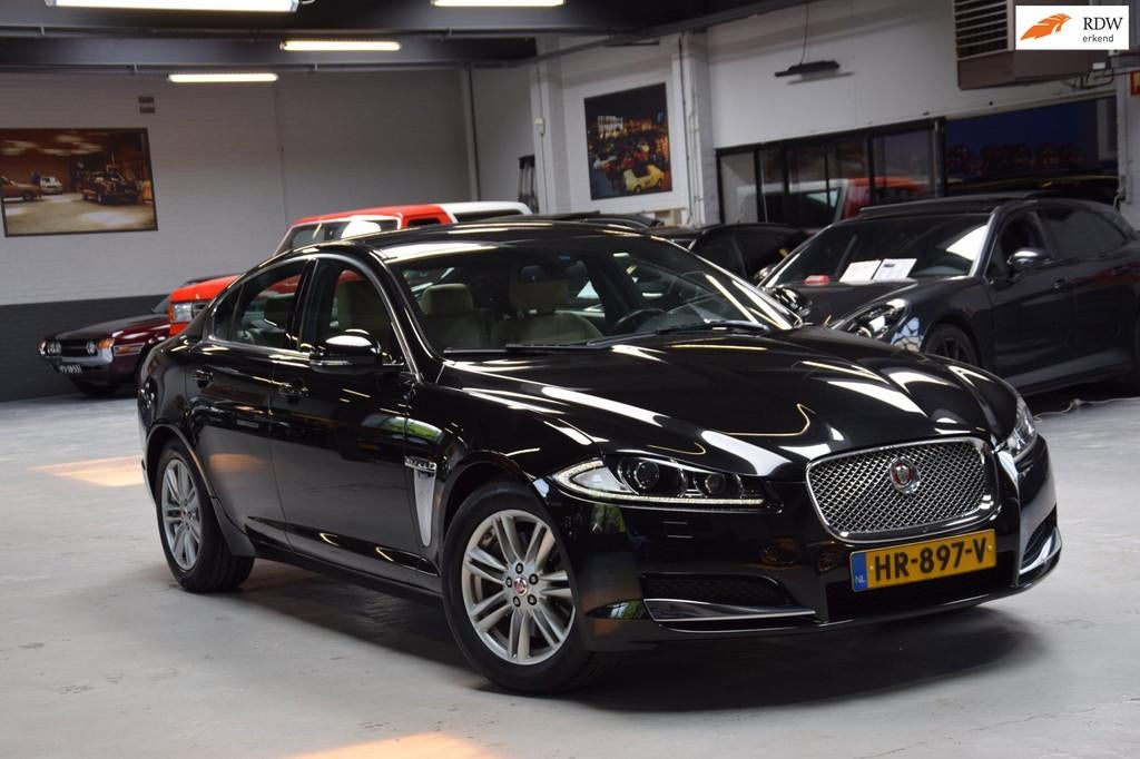 Jaguar XF 2.2D 1ste Eigenaar Org NL auto Bi-Xenon Diesel Aut, Automaat, Euro 5, Achterwielaandrijving, Gebruikt