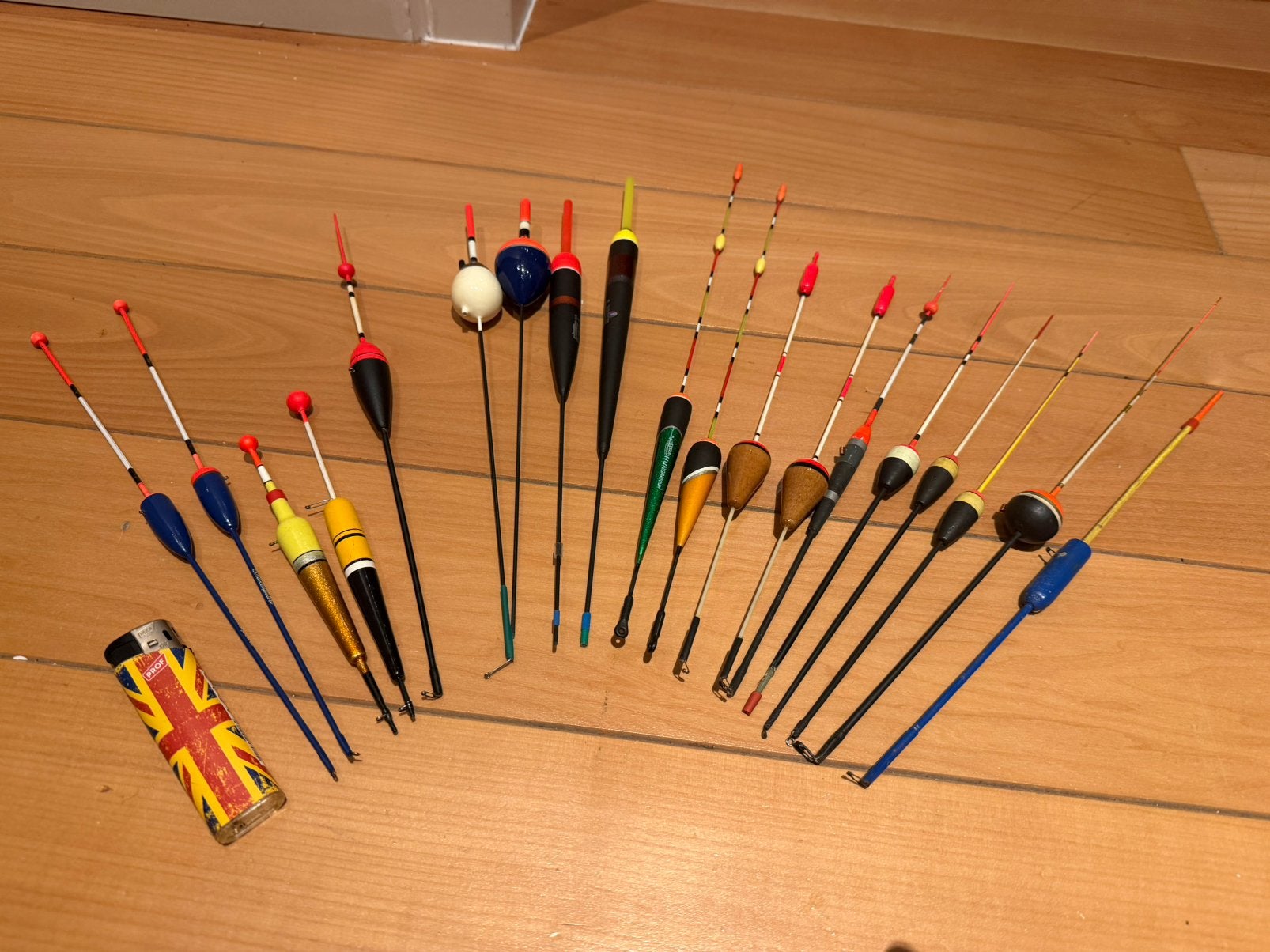 Snoekbaars pennen schuif dobbers 19 stuks diverse merken, Ophalen of Verzenden, Zo goed als nieuw, Dobber of Lood