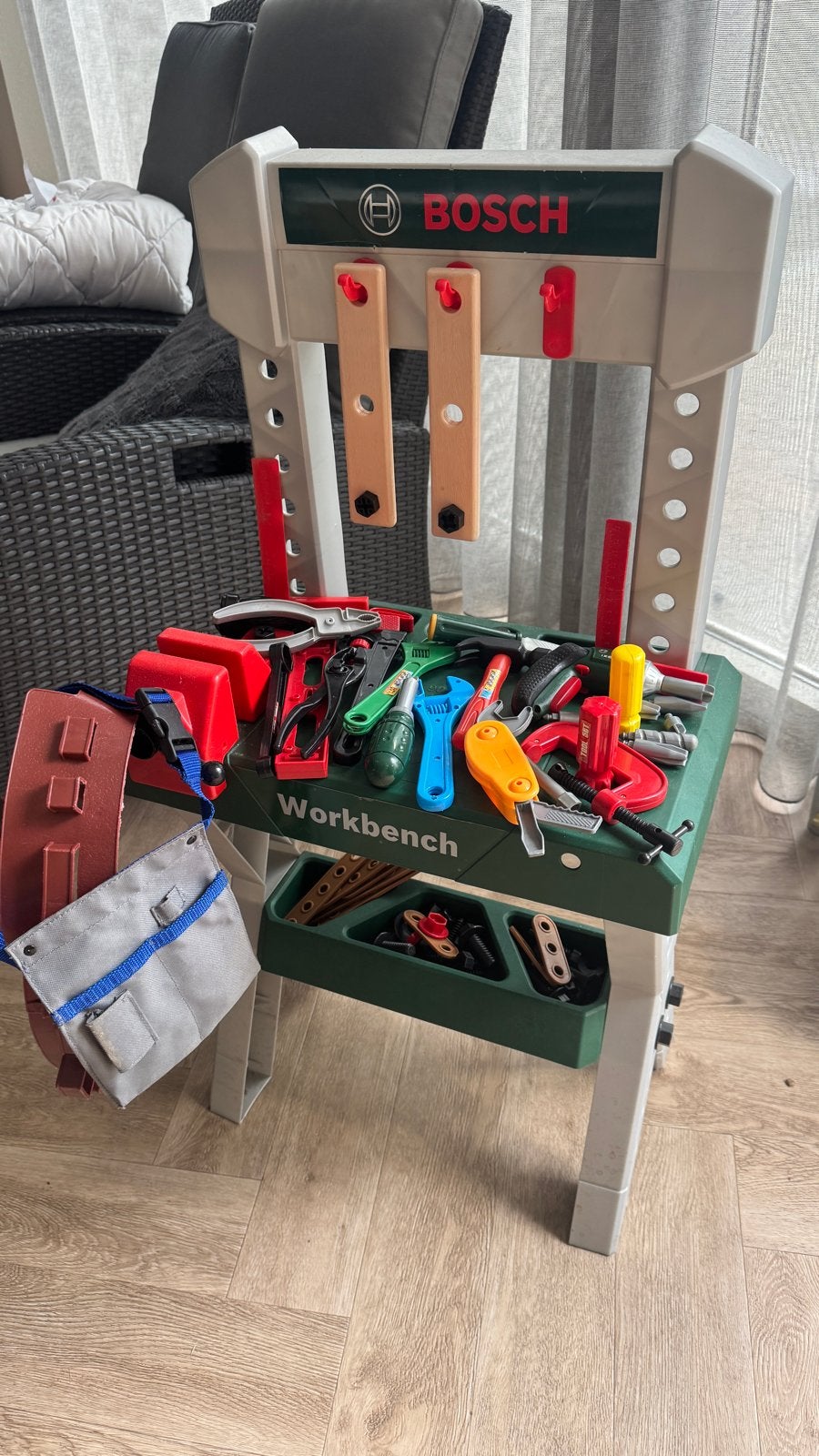 Speelgoed werkbank met gereedschap en boormachine, Ophalen, Gebruikt, Jongen of Meisje