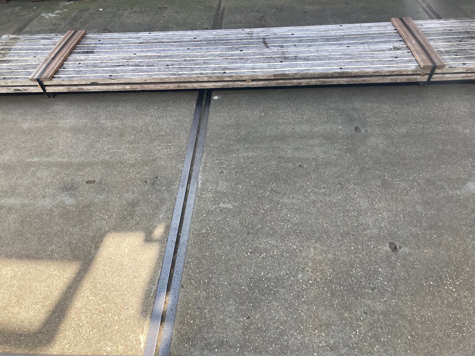 219 Azobe Vlonderplanken/Terrasplanken gebruikt., Tuin en Terras, Ophalen, Zo goed als nieuw, Hout
