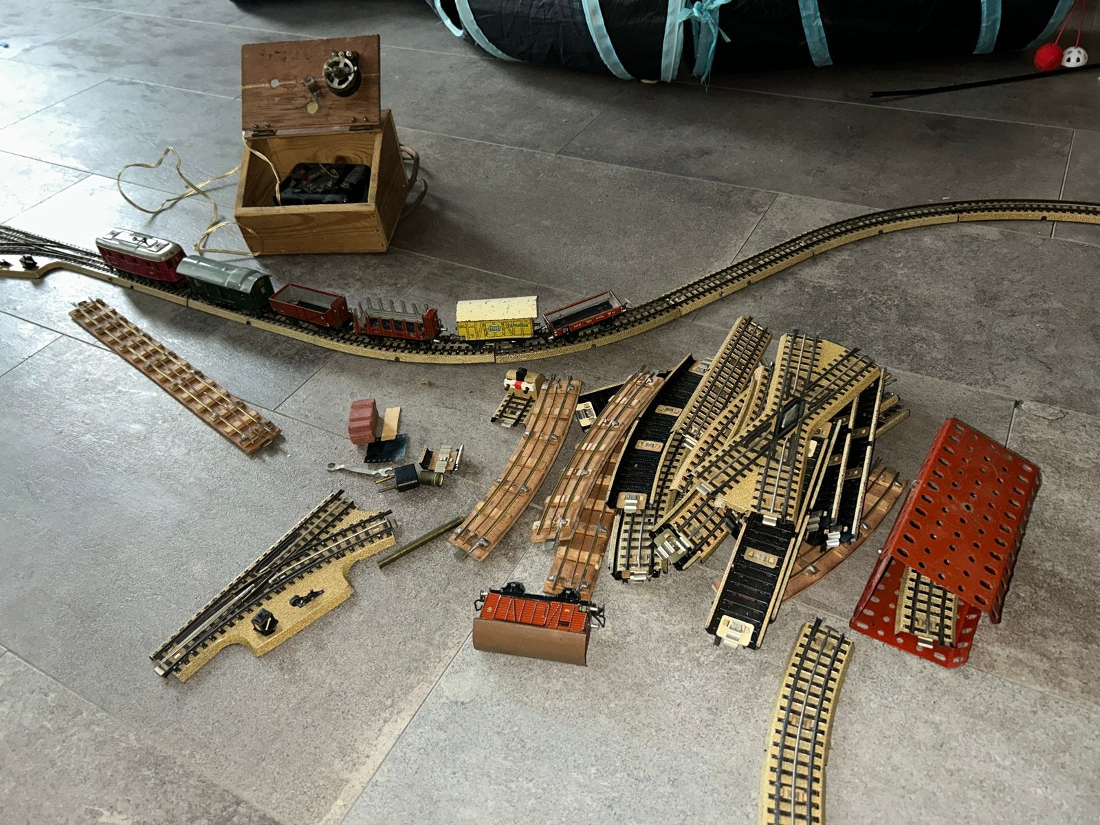Oude Märklin Treinset met Locomotief en Wagons - Opknapper, Ophalen, Gebruikt, Treinset, Märklin