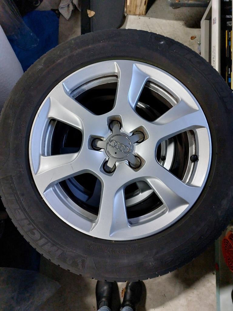 Audi A4 B8 Velgen met gebruikte winterbanden 17 inch, Ophalen