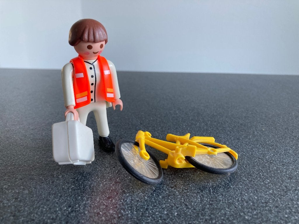 Playmobil onderdelen uit set 4221 ambulance, Kinderen en Baby's, Speelgoed | Playmobil, Ophalen of Verzenden, Zo goed als nieuw