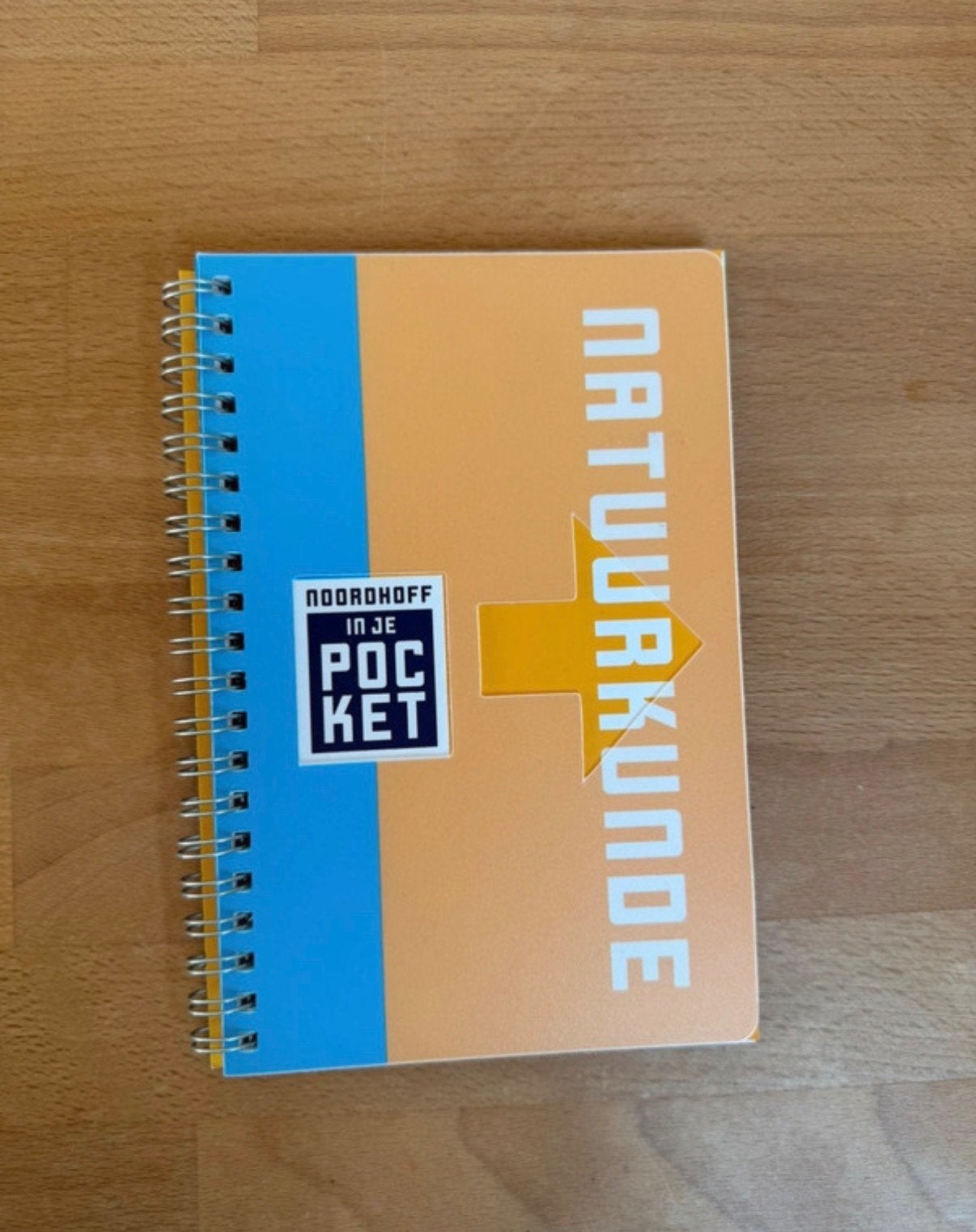 Noordhoff in je Pocket Natuurkunde - Zo goed als nieuw, Boeken, Ophalen of Verzenden, Beta, Zo goed als nieuw, MBO
