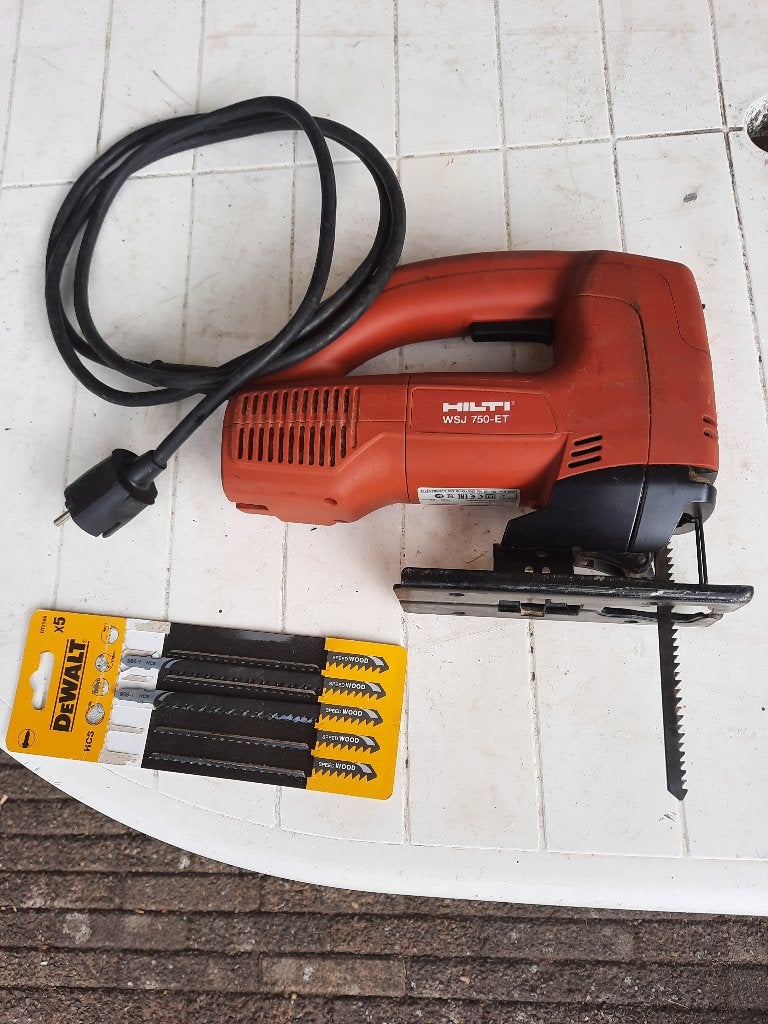Decoupeerzaag Hilti WSJ 750 ET, Ophalen of Verzenden, Minder dan 600 watt, Decoupeerzaag, 30 tot 70 mm