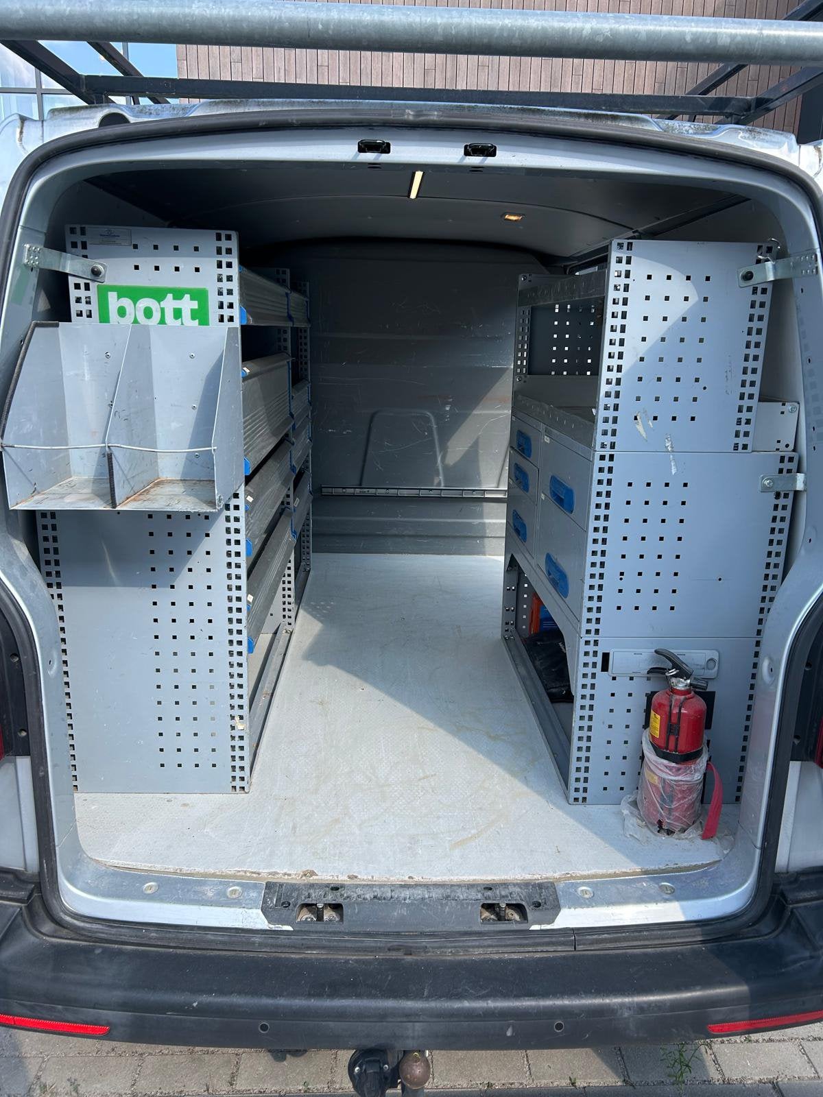 Complete Bott bedrijfswageninrichting met lades en kasten, Ophalen
