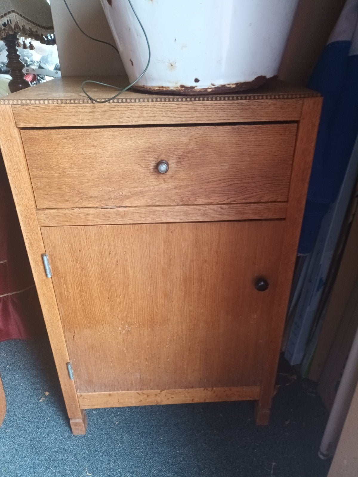 Vintage eiken halkastje, Antiek en Kunst, Antiek | Meubels | Kasten, Ophalen