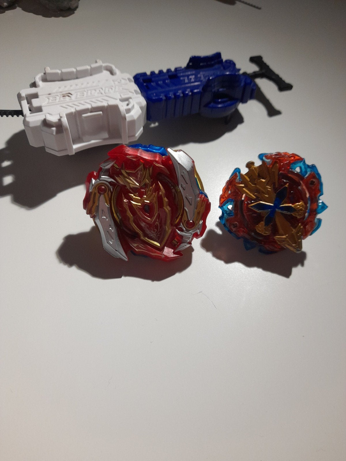Beyblade Burst set met 2 Beyblades en launchers, Ophalen of Verzenden, Gebruikt