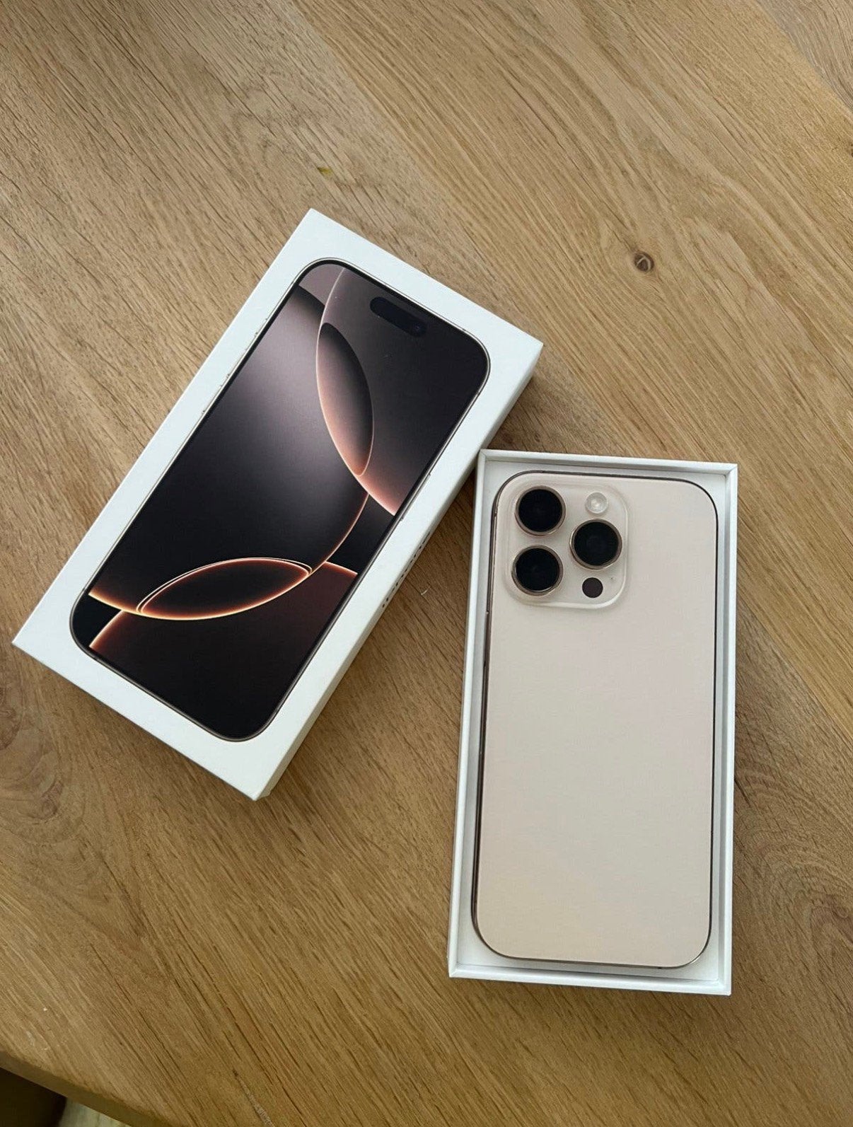 Iphone 16 Pro Desert Titanium 128 GB, Telecommunicatie, IPhone 16 Pro, 128 GB, 89 %, Ophalen of Verzenden