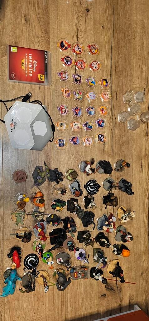 Grote verzameling Disney Infinity figuren en toebehoren, Spelcomputers en Games, Games | Overige, Avontuur en Actie, Gebruikt