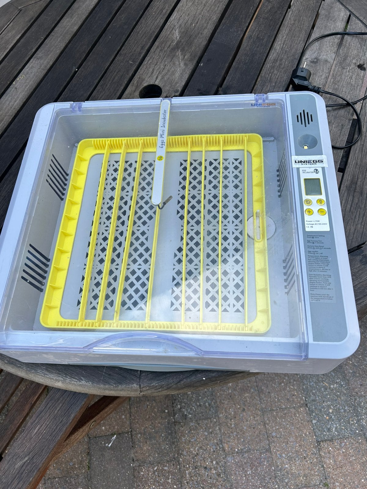 Broedmachine (1 jaar), Dieren en Toebehoren, Pluimvee | Toebehoren, Broedmachine, Ophalen