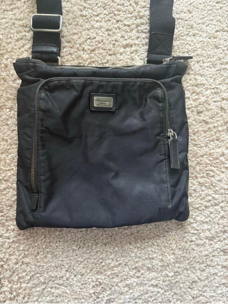 Dolce & Gabbana tas zwart, Sieraden, Tassen en Uiterlijk, Tassen | Schoudertassen, Ophalen of Verzenden, Zo goed als nieuw, Zwart