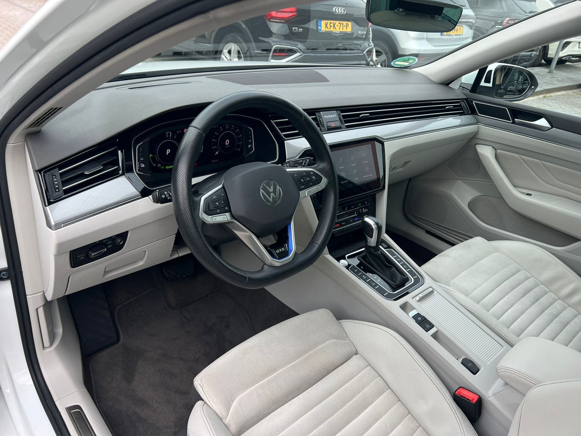 Volkswagen Passat Variant 1.4 TSI GTE trekhaak, pano, 360 ca, Automatische klimaatregeling, Gebruikt, 4 cilinders, Wit
