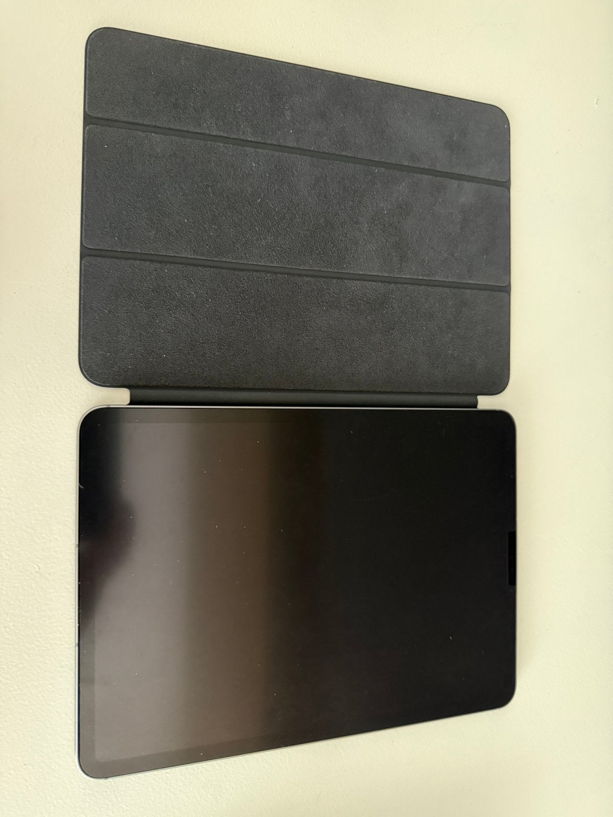 iPad pro 11-inch met simkaart, 11 inch, Zo goed als nieuw, 128 GB, Grijs