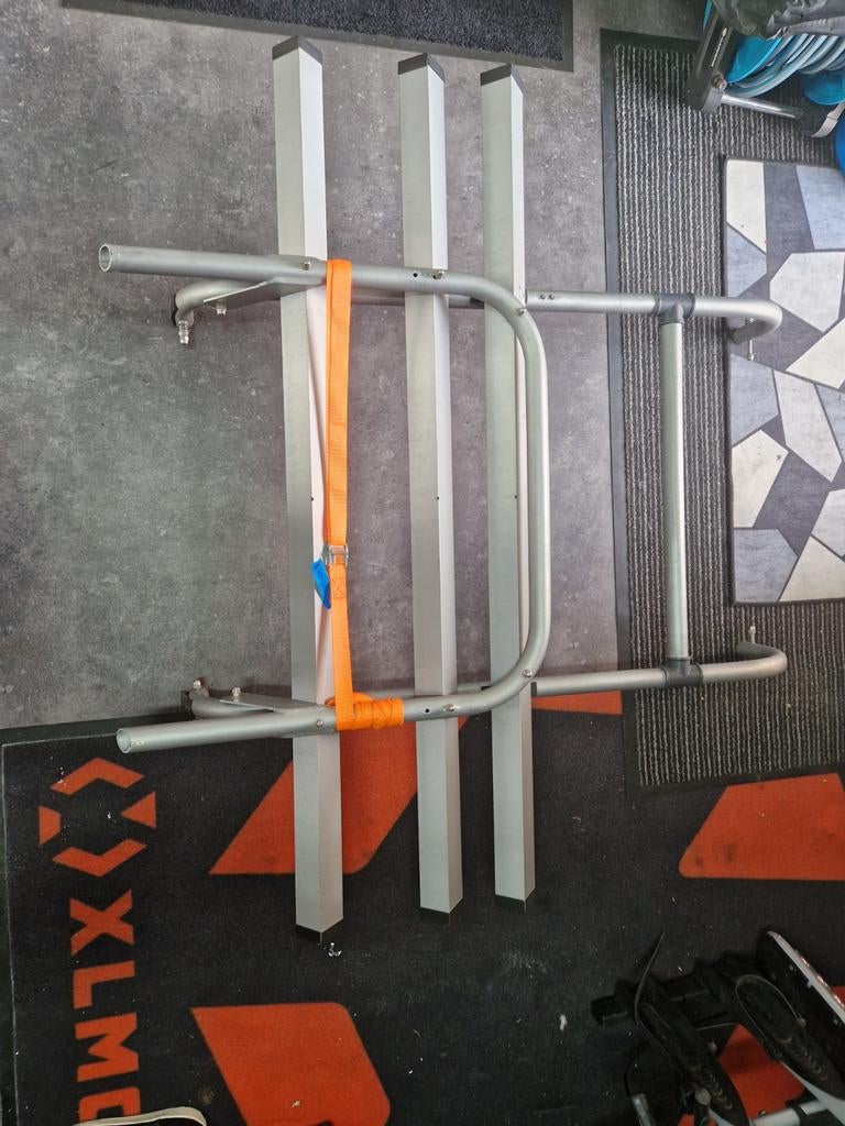 Fietsenrek voor 3 fietsen, Ophalen