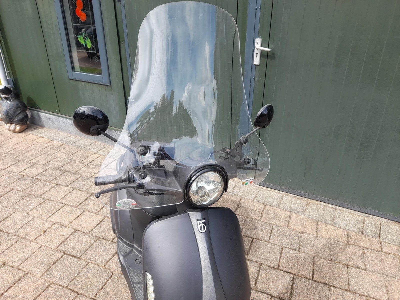 Mooie Scooter te koop BTC RIVA 2 kleur zwart., Fietsen en Brommers, Scooters | Overige merken, Ophalen, Gebruikt, Maximaal 45 km/u