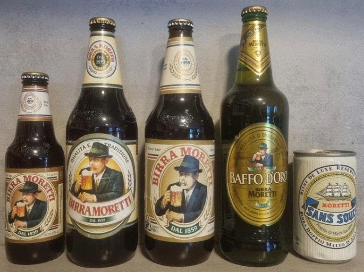 Vintage & oude Birra Moretti set 33/66cl + Sans Souci blik, Verzamelen, Biermerken, Ophalen of Verzenden, Zo goed als nieuw, Flesje(s)