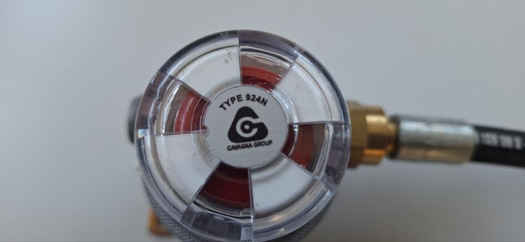 Cavagna 924N Automatische Omschakelaar 2 Gasflessen 30mbar, Caravans en Kamperen, Ophalen of Verzenden