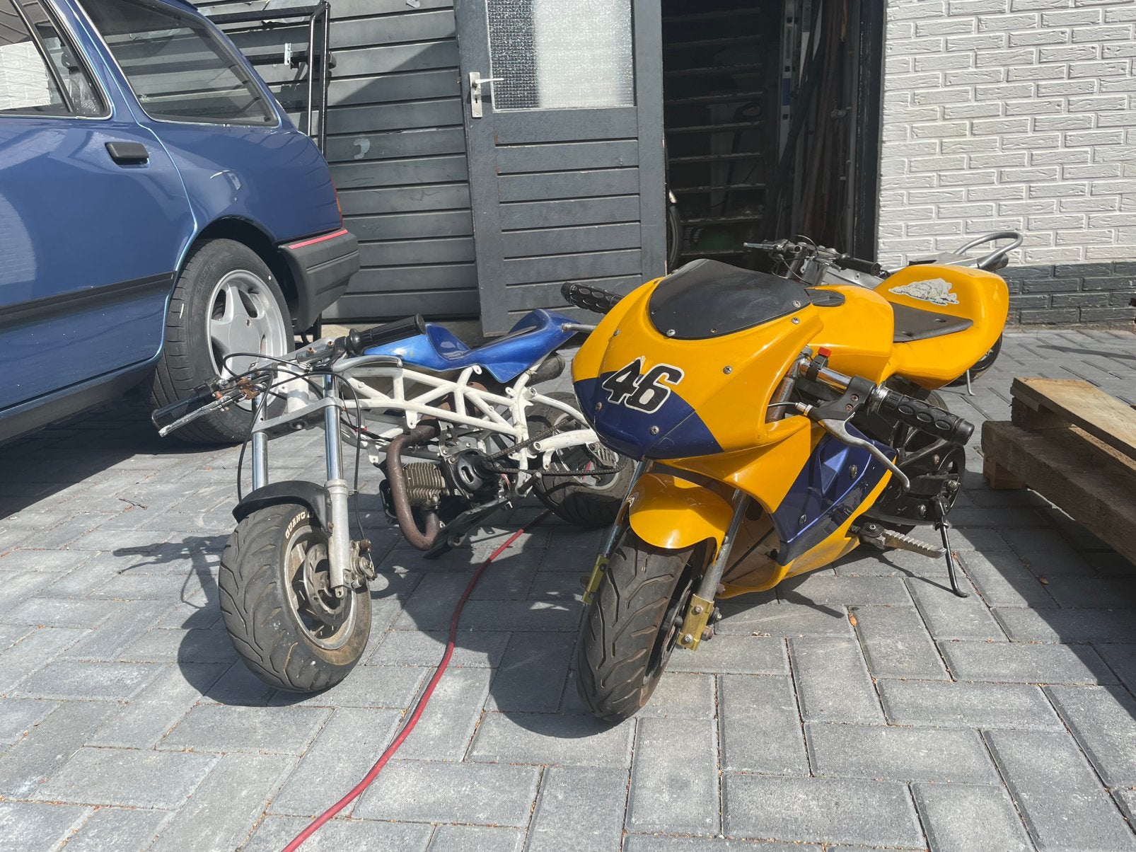 2 Minibike’s in een koop!, Fietsen en Brommers, Minibikes, Midibikes en Pitbikes, Ophalen, Zo goed als nieuw, Overige typen