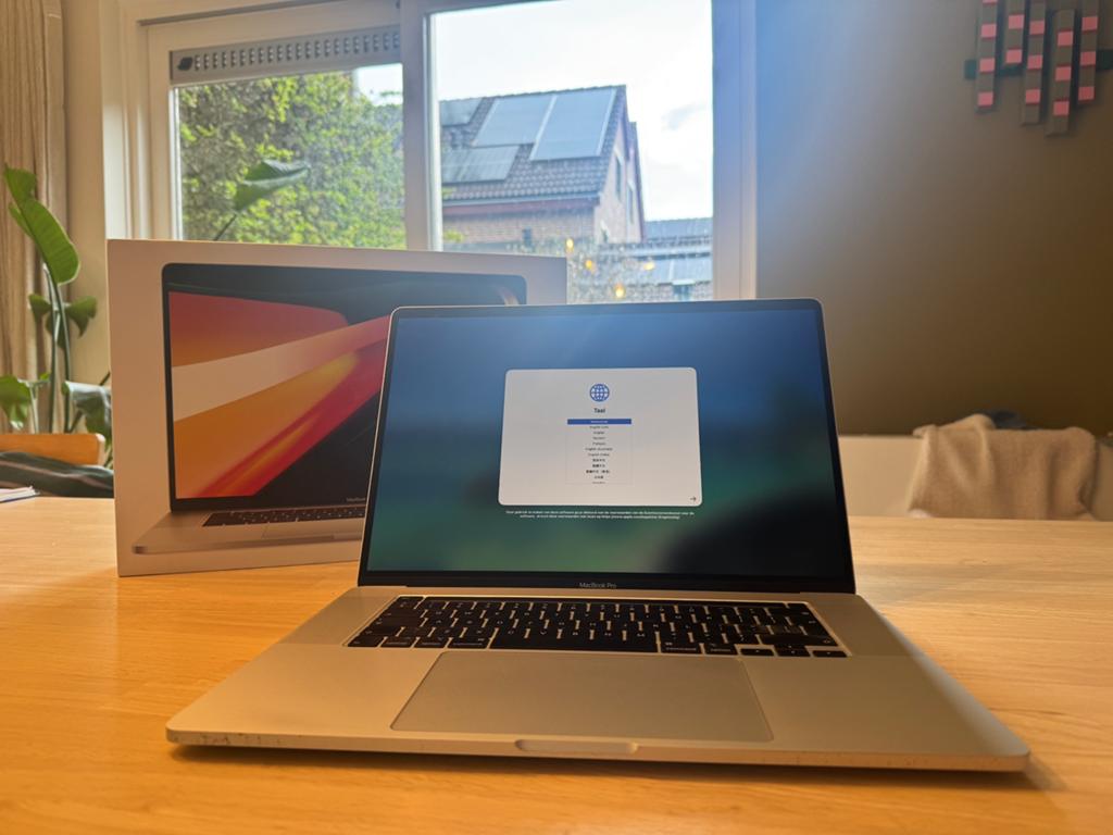 Macbook Pro 16inch 32gb 1tb (2019), Computers en Software, Apple Macbooks, 1 TB of meer, 2 tot 3 Ghz, Zo goed als nieuw, 16 inch