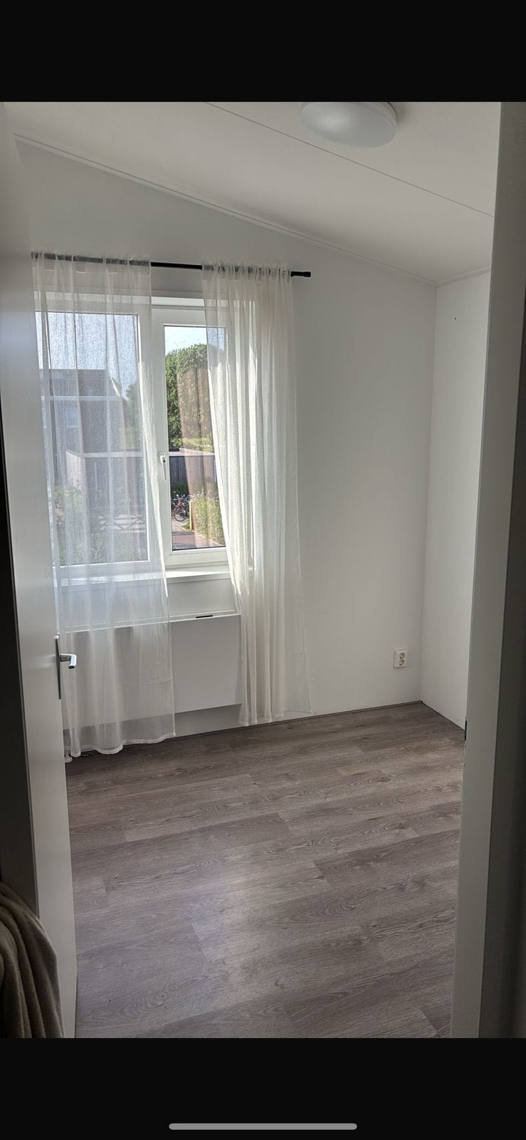 kamer te huur / room for rent