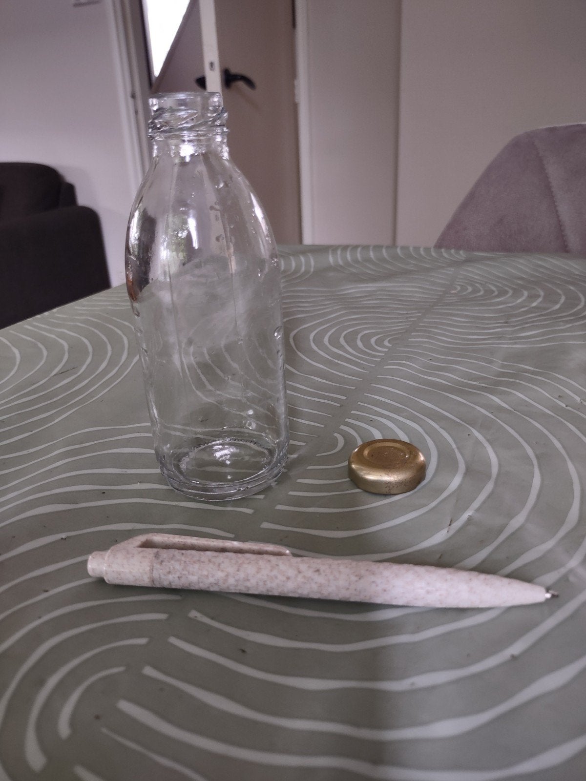 50 stuks lege flesjes met dop, Ophalen