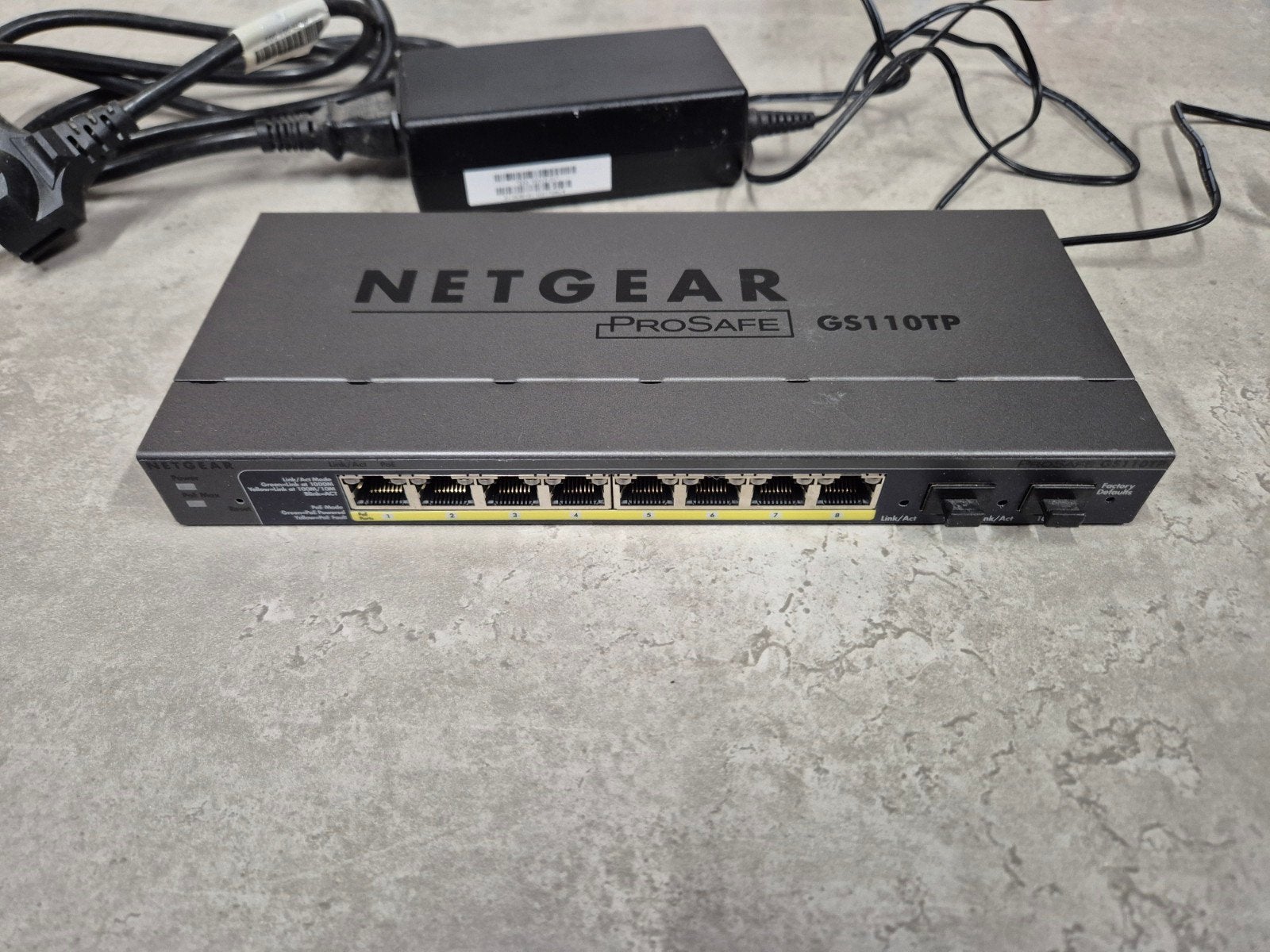 NETGEAR ProSAFE GS110TP Gigabit PoE+ sw

Te koop aangeboden:, Computers en Software, Ophalen of Verzenden, Zo goed als nieuw