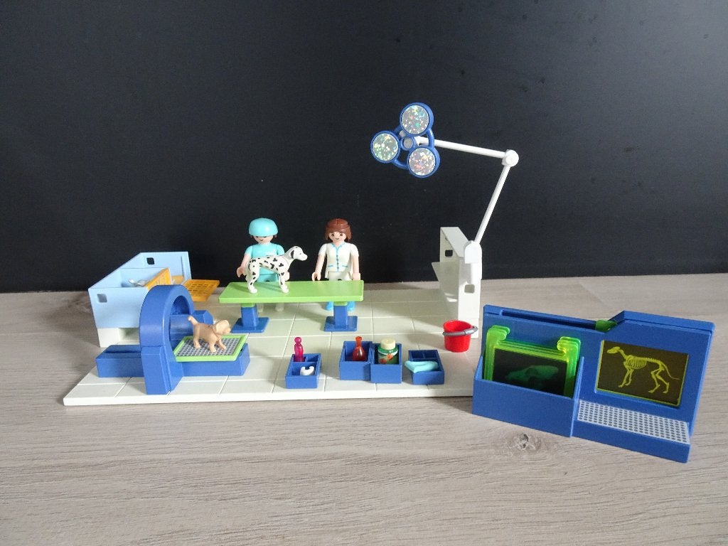 Playmobil dierenarts en praktijk, Ophalen of Verzenden, Gebruikt, Complete set