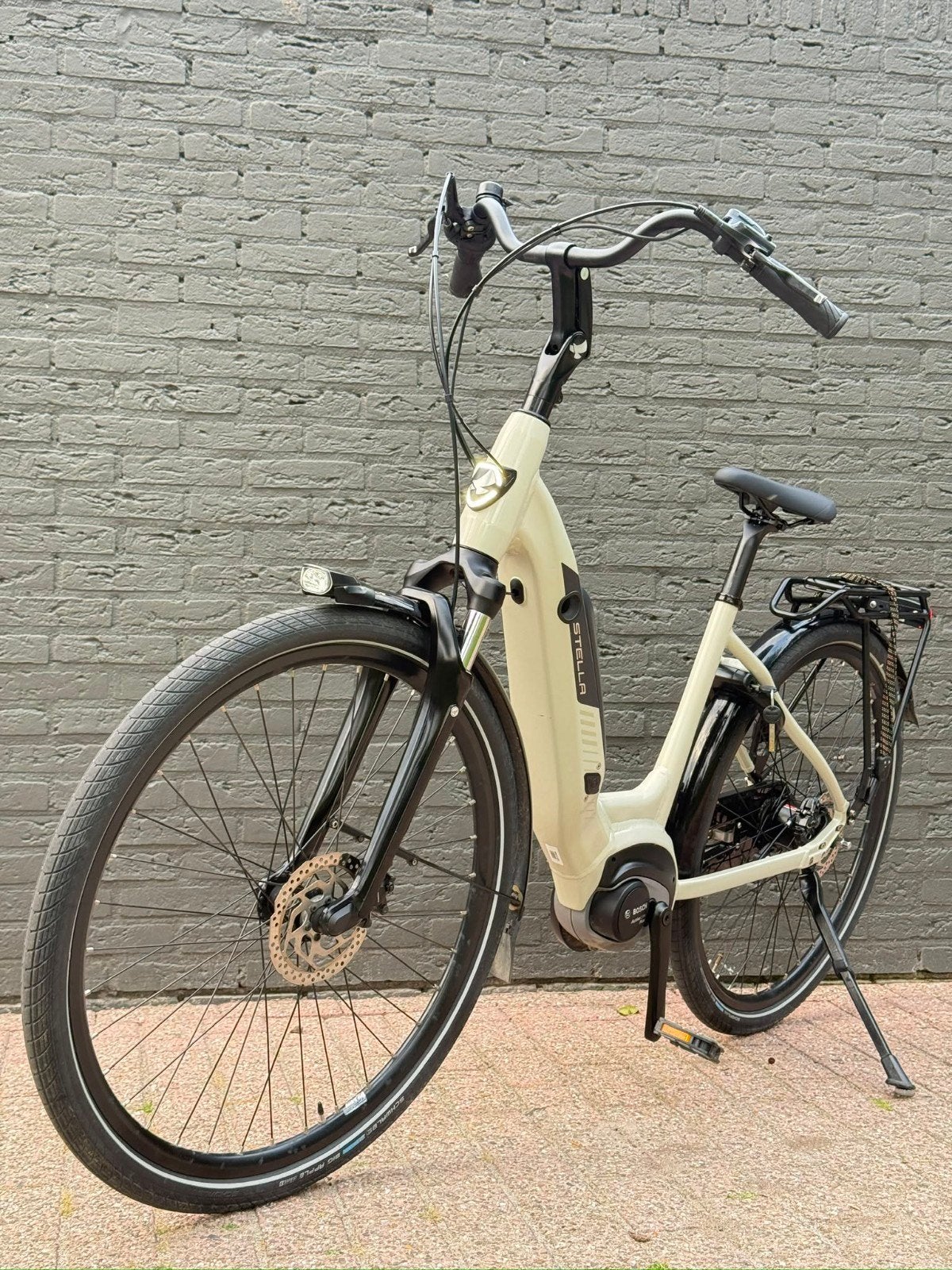 Zeer nette Stella Livorno Premium  Bosch Middenmoter, Fietsen en Brommers, 51 tot 55 cm, Ophalen of Verzenden, Zo goed als nieuw