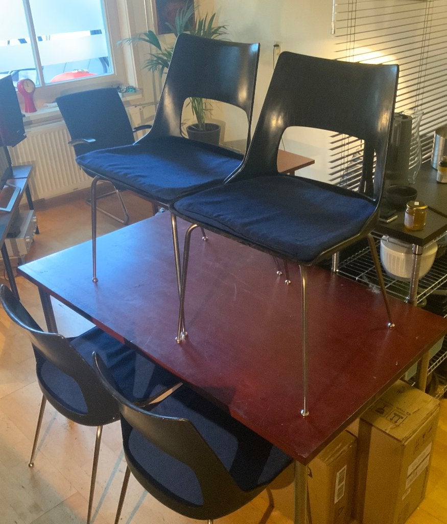 Vier ‘Kay Kørbing’ eetkamerstoelen (v.a. €400,-), Ophalen, Vintage jaren 60, Gebruikt, Stof