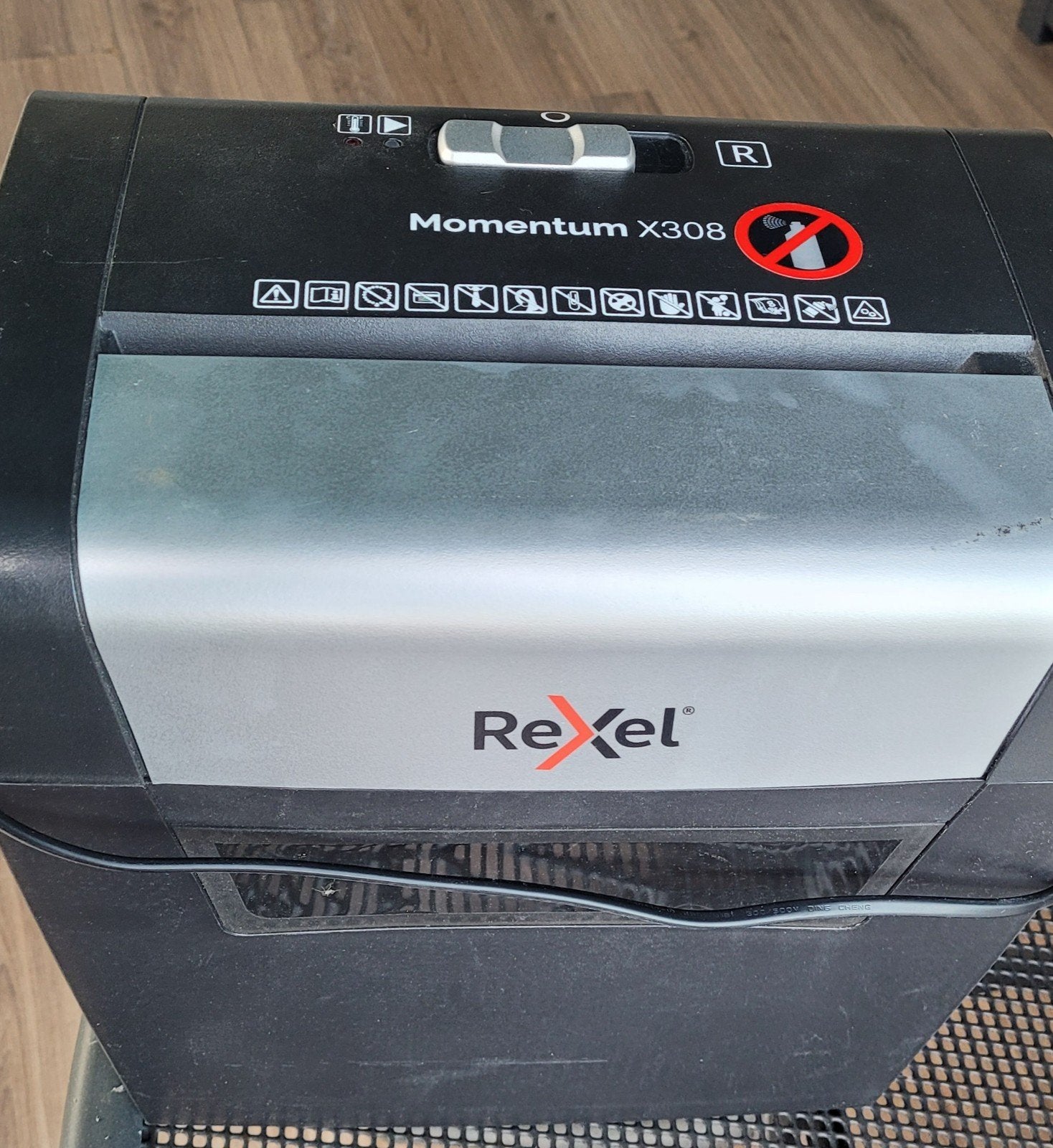 Rexel Momentum X308 papierversnipperaar - Zeer goede staat, Ophalen of Verzenden