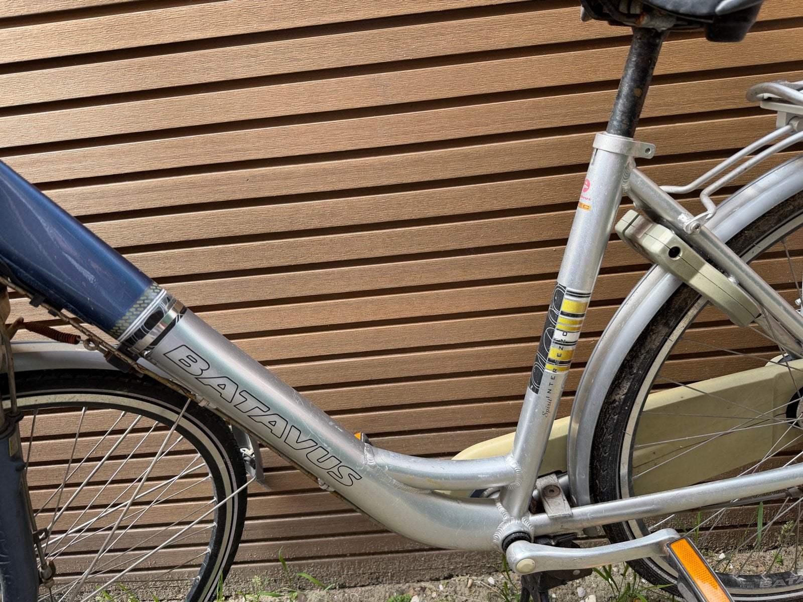 Batavus damesfiets met lage instap en mand, Fietsen en Brommers, Fietsen | Dames | Damesfietsen, Ophalen, Velgrem, Batavus, 50 tot 53 cm