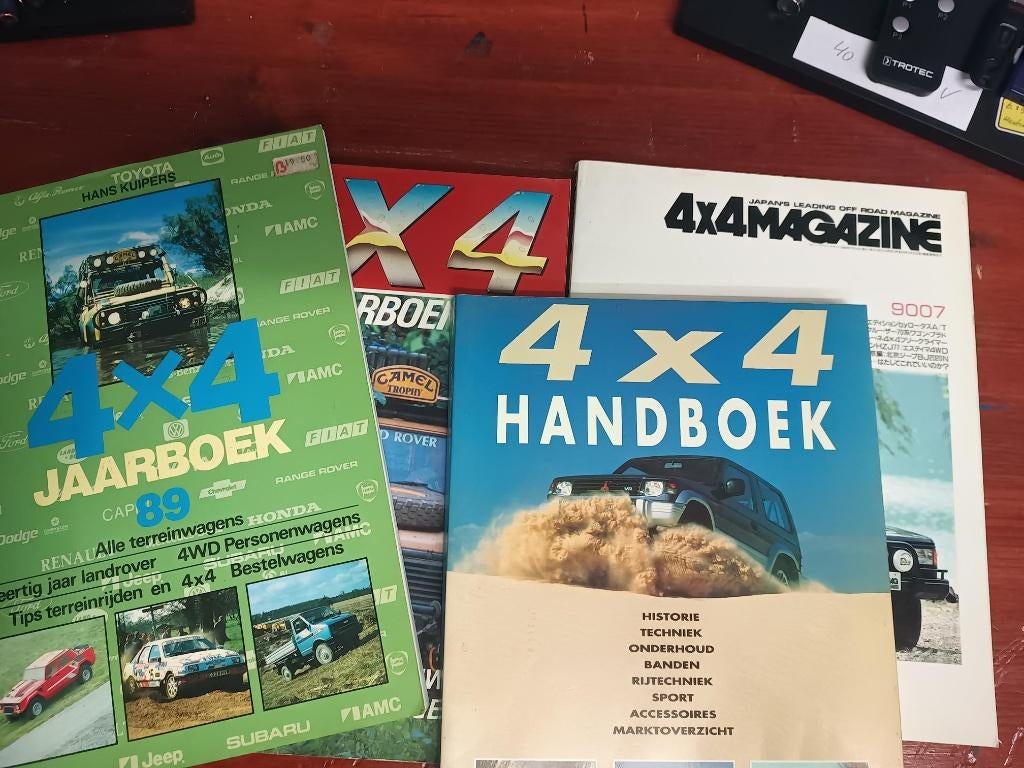4x4 jaarboeken, oldtimer almanak, onschatbare klassieker., Ophalen of Verzenden, Zo goed als nieuw