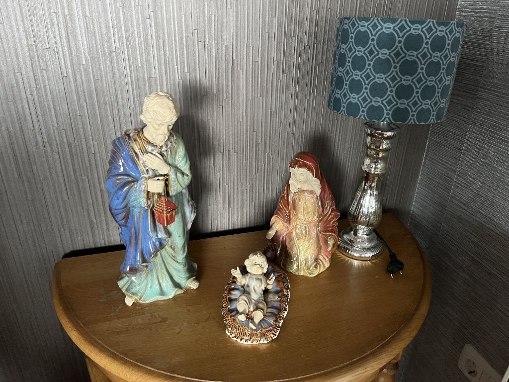 mooie grote kerstgroep / kerststal Jozef 30-35 cm puntgaaf, Diversen, Kerst, Ophalen of Verzenden, Zo goed als nieuw